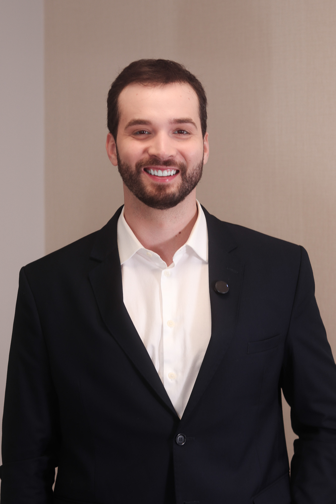 Dr. Ademar Delfino